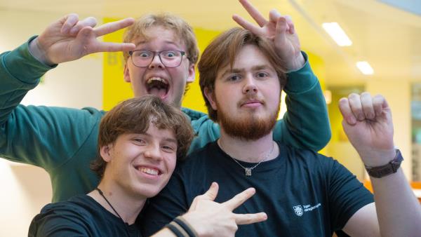 Lenke til artikkel: Suksess for fjerde år på rad: IM-elevene tok over skolen under IM-LAN