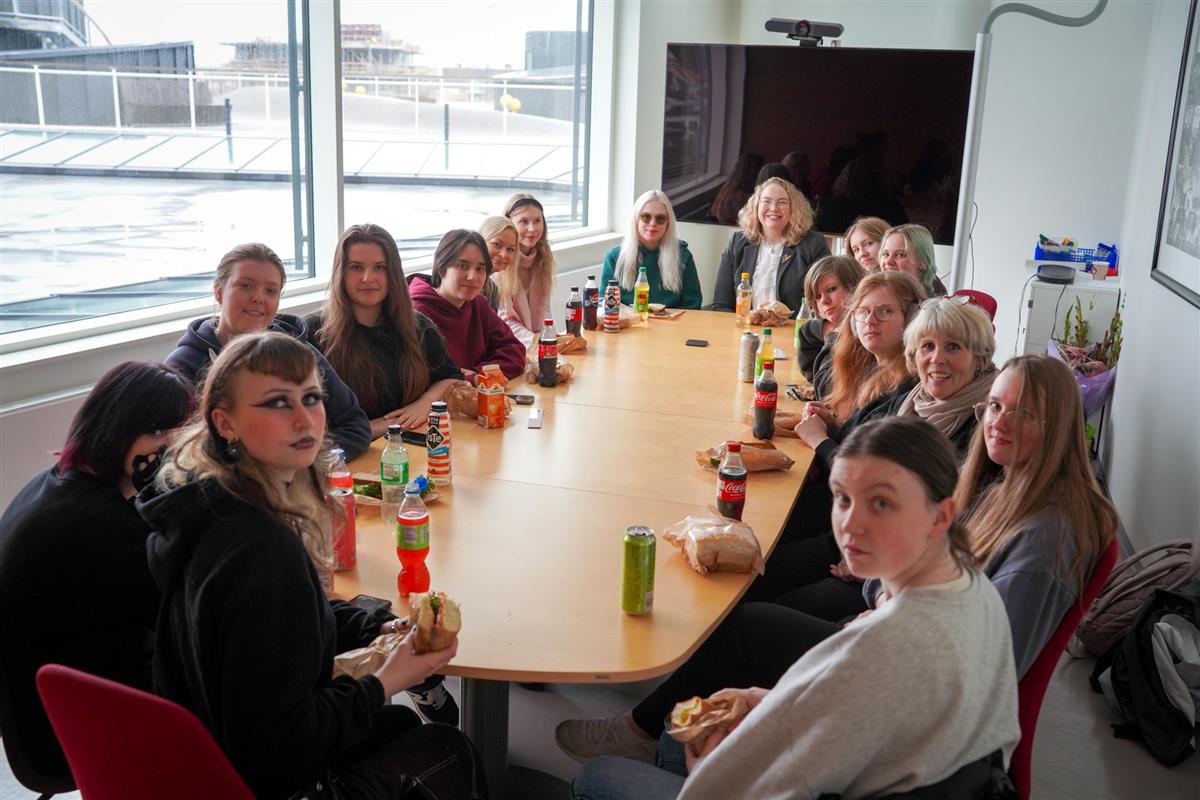 GirlTech-lunsj - Klikk for stort bilde